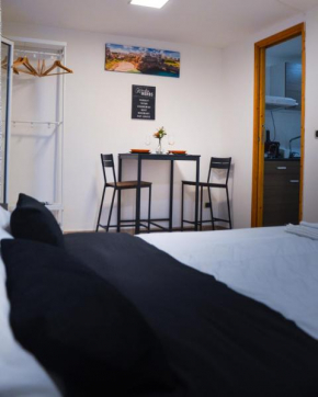 MANZONI 10 APARTAMENT